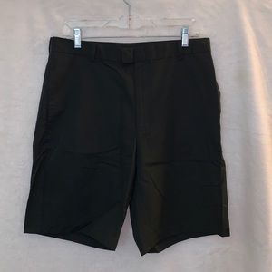 Kenneth Cole Reaction Size 33 Black 9” inseam Preowned